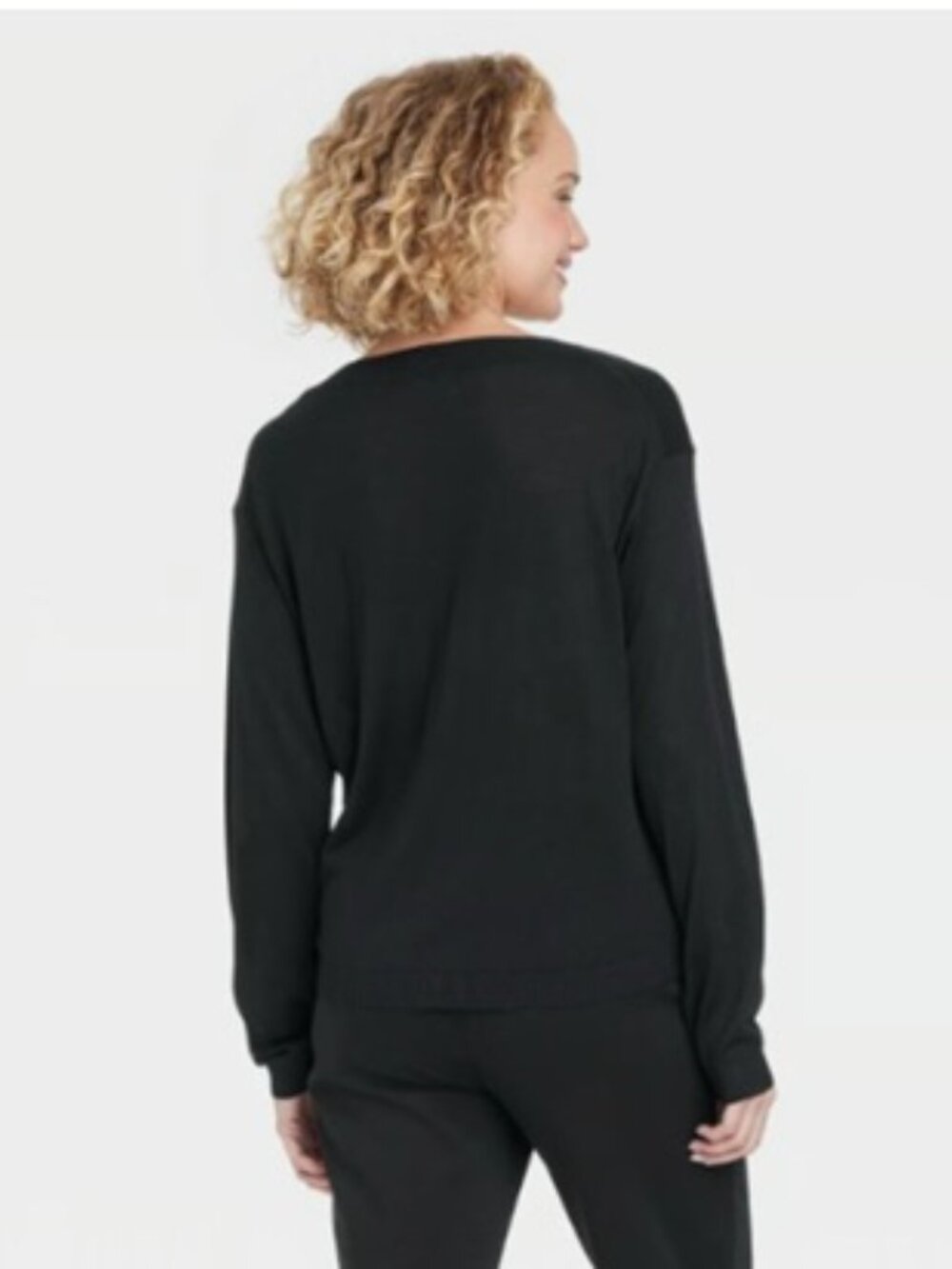 a new day Fine Gauge V-Neck Black sweater, Size XL - Picture 2 of 7